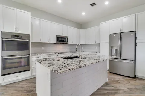 $550,000 | 7077 Copperfield Circle, Lake Worth, FL 33467