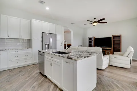 $550,000 | 7077 Copperfield Circle, Lake Worth, FL 33467