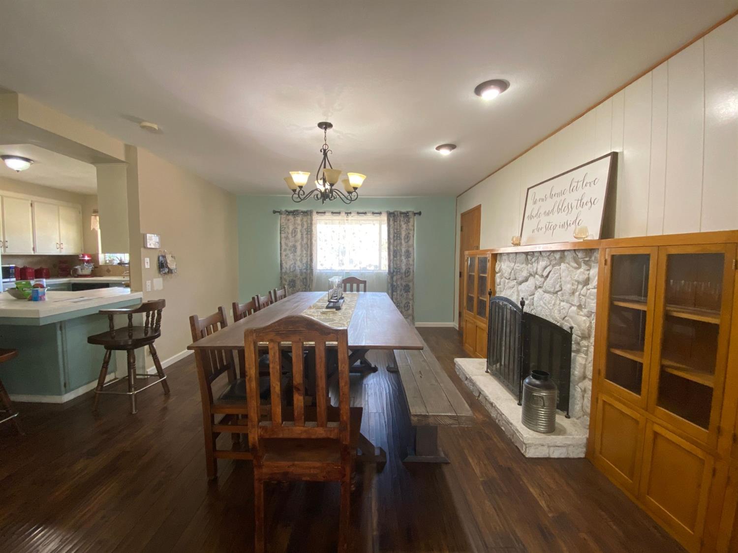 1075 West Flora Avenue Reedley, CA 93654 - Photo 11 of 20 Gallery Image 11