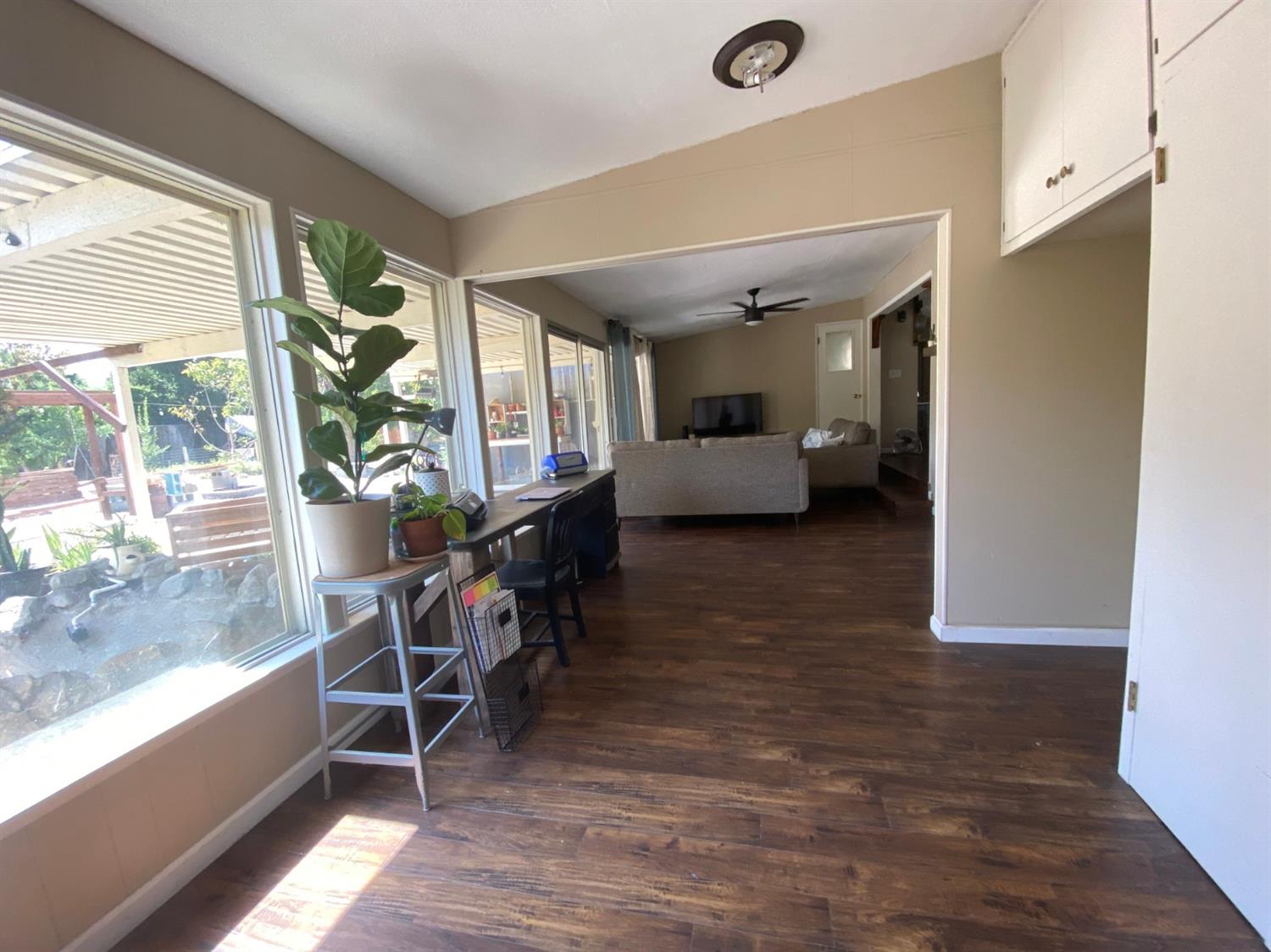 1075 West Flora Avenue Reedley, CA 93654 - Photo 17 of 20 Gallery Image 17