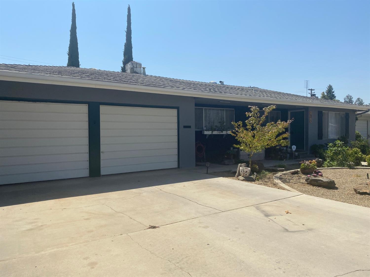 1075 West Flora Avenue Reedley, CA 93654 - Photo 18 of 20 Gallery Image 18