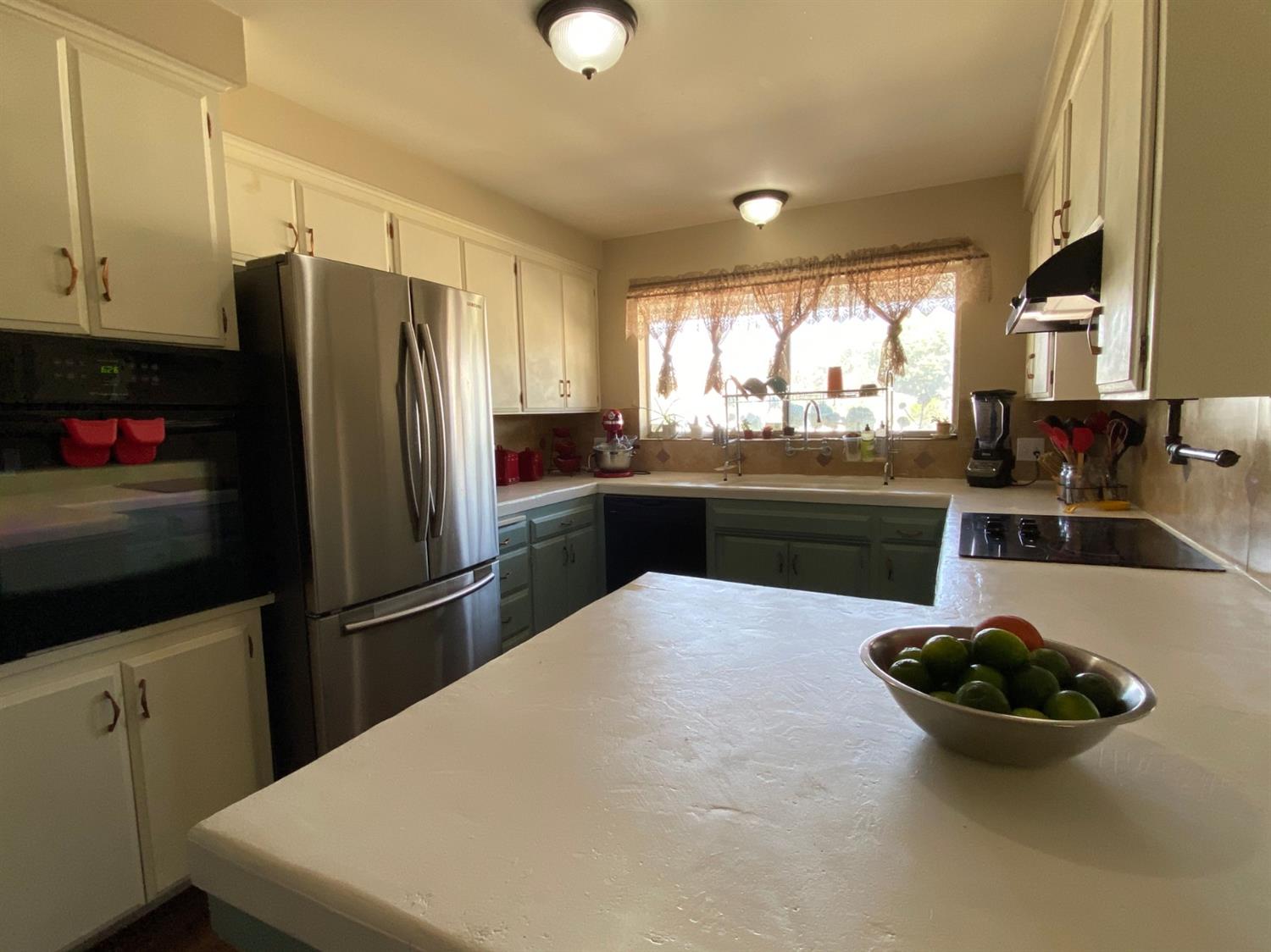 1075 West Flora Avenue Reedley, CA 93654 - Photo 7 of 20 Gallery Image 7