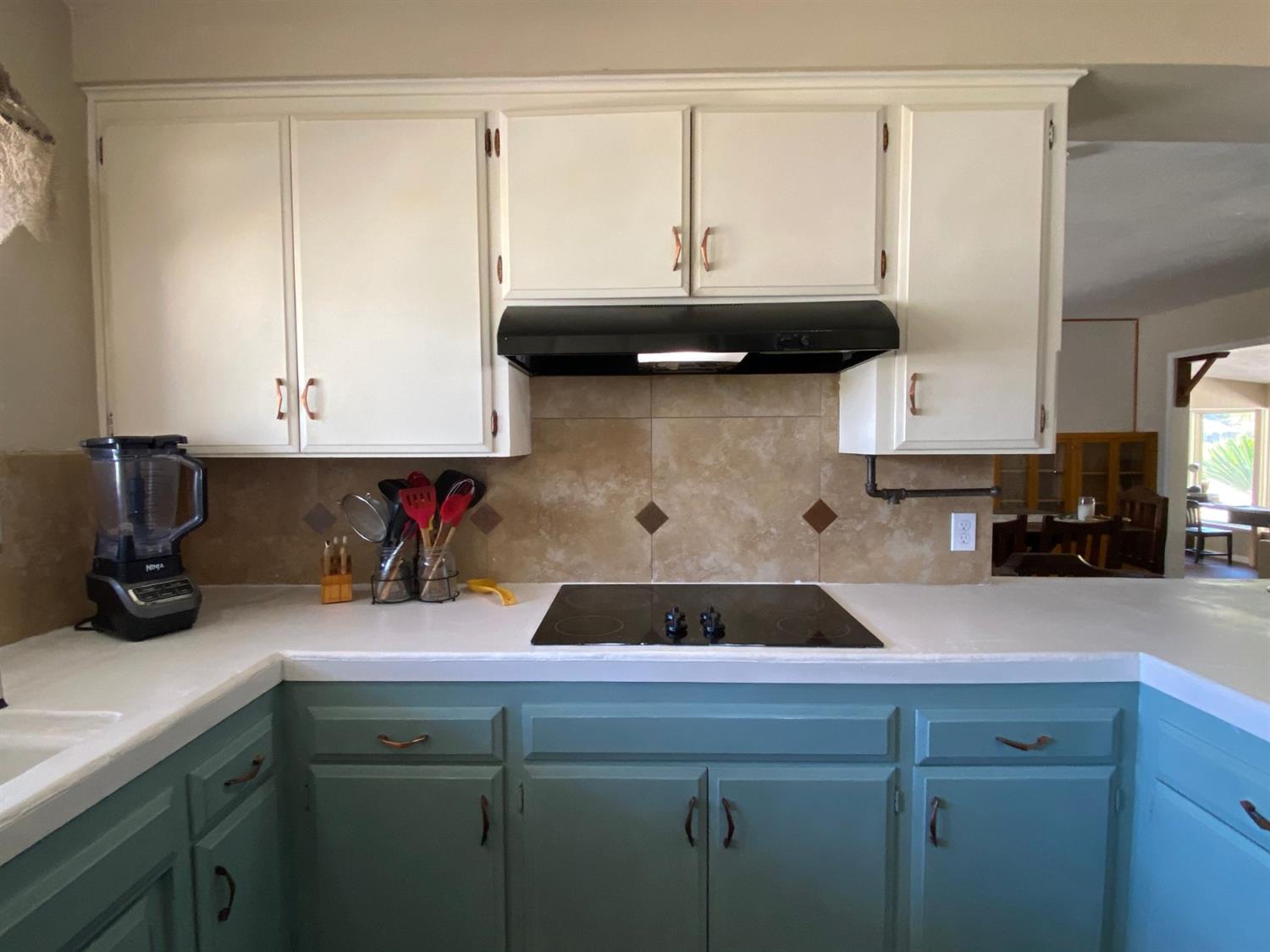 1075 West Flora Avenue Reedley, CA 93654 - Photo 8 of 20 Gallery Image 8