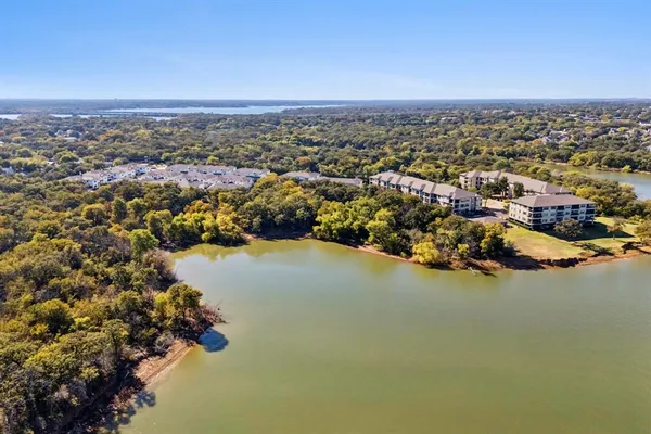 $445,000 | 452 Water's Edge Drive, Unit 823, Hickory Creek, TX 75065