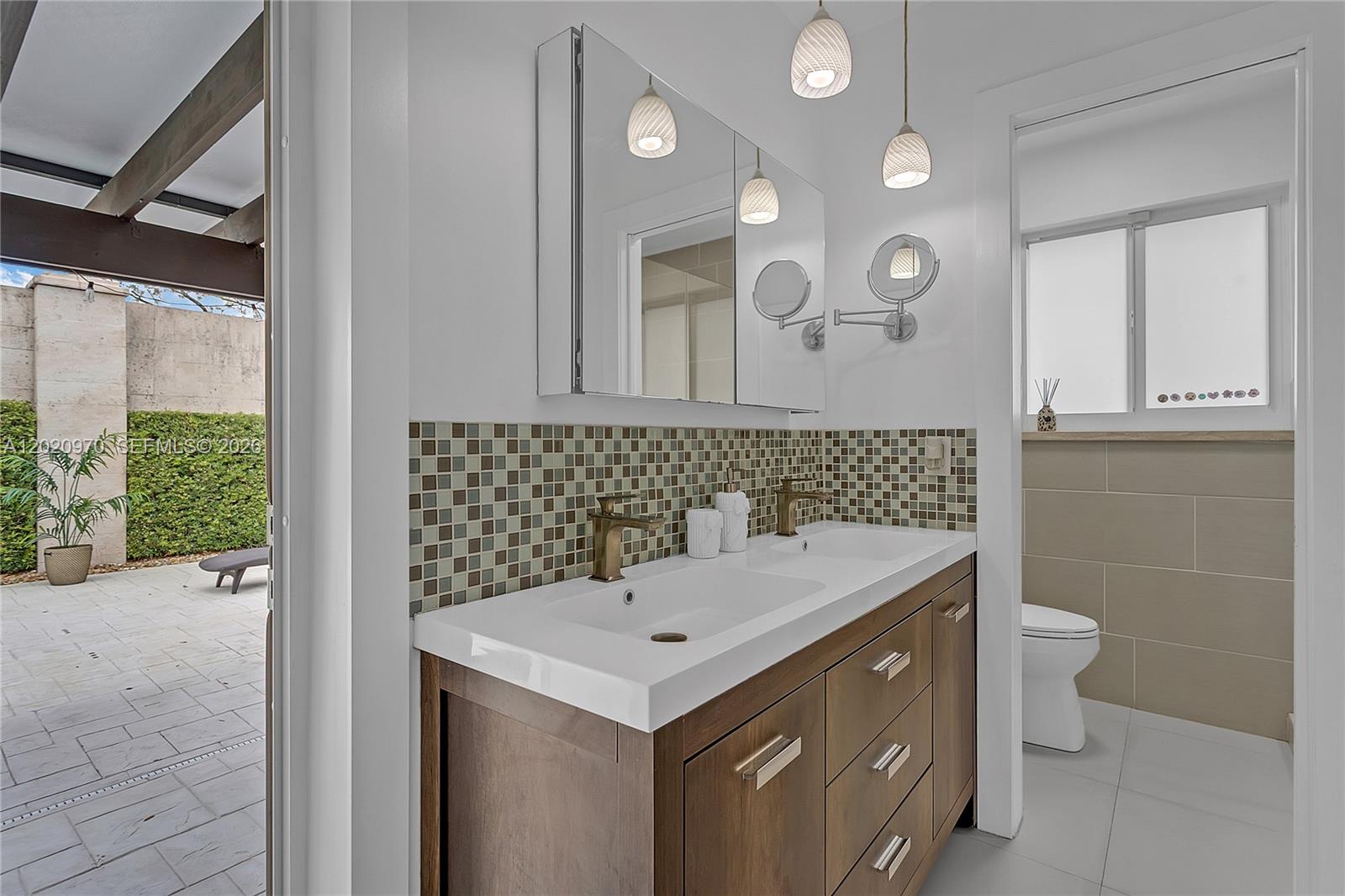 95 Shore Drive West Miami, FL 33133 - Photo 24 of 29