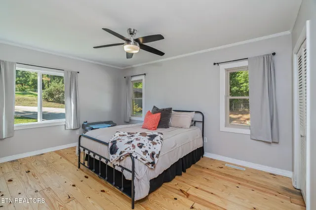 $1,280,000 | 828 Sargent Drive, Kingston, TN 37763