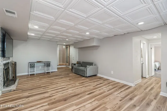 $1,280,000 | 828 Sargent Drive, Kingston, TN 37763