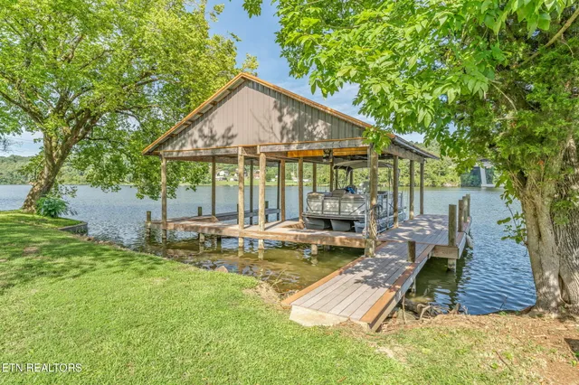 $1,280,000 | 828 Sargent Drive, Kingston, TN 37763