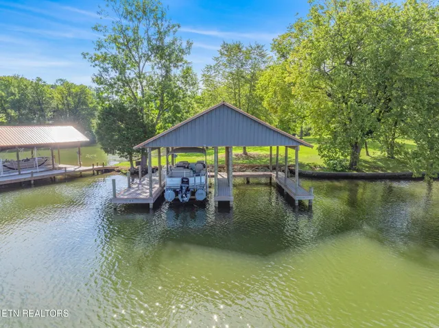 $1,280,000 | 828 Sargent Drive, Kingston, TN 37763