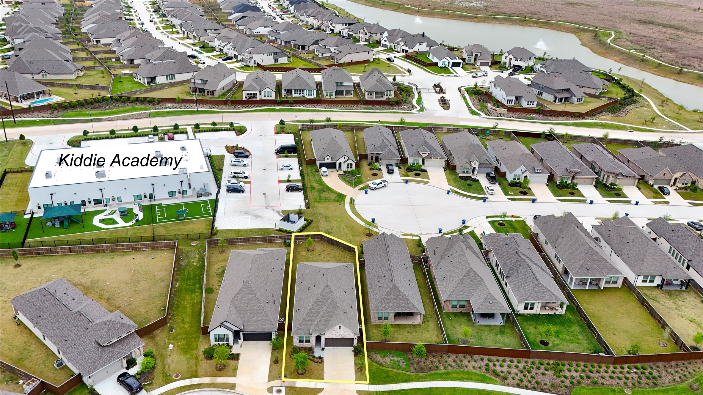 9026 Red Wolf Place Manvel, TX 77578 - Photo 17 of 17 view of an outdoor space