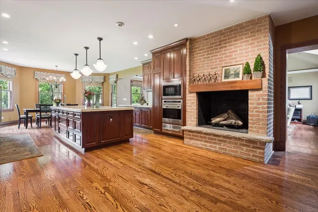 $1,050,000 | 1418 Western Avenue, Flossmoor, IL 60422