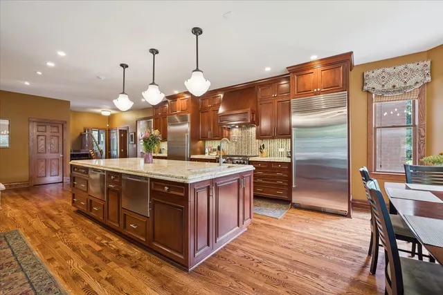 $1,050,000 | 1418 Western Avenue, Flossmoor, IL 60422