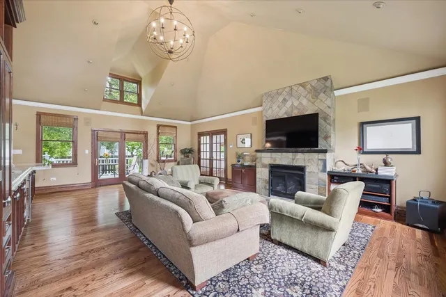 $1,050,000 | 1418 Western Avenue, Flossmoor, IL 60422