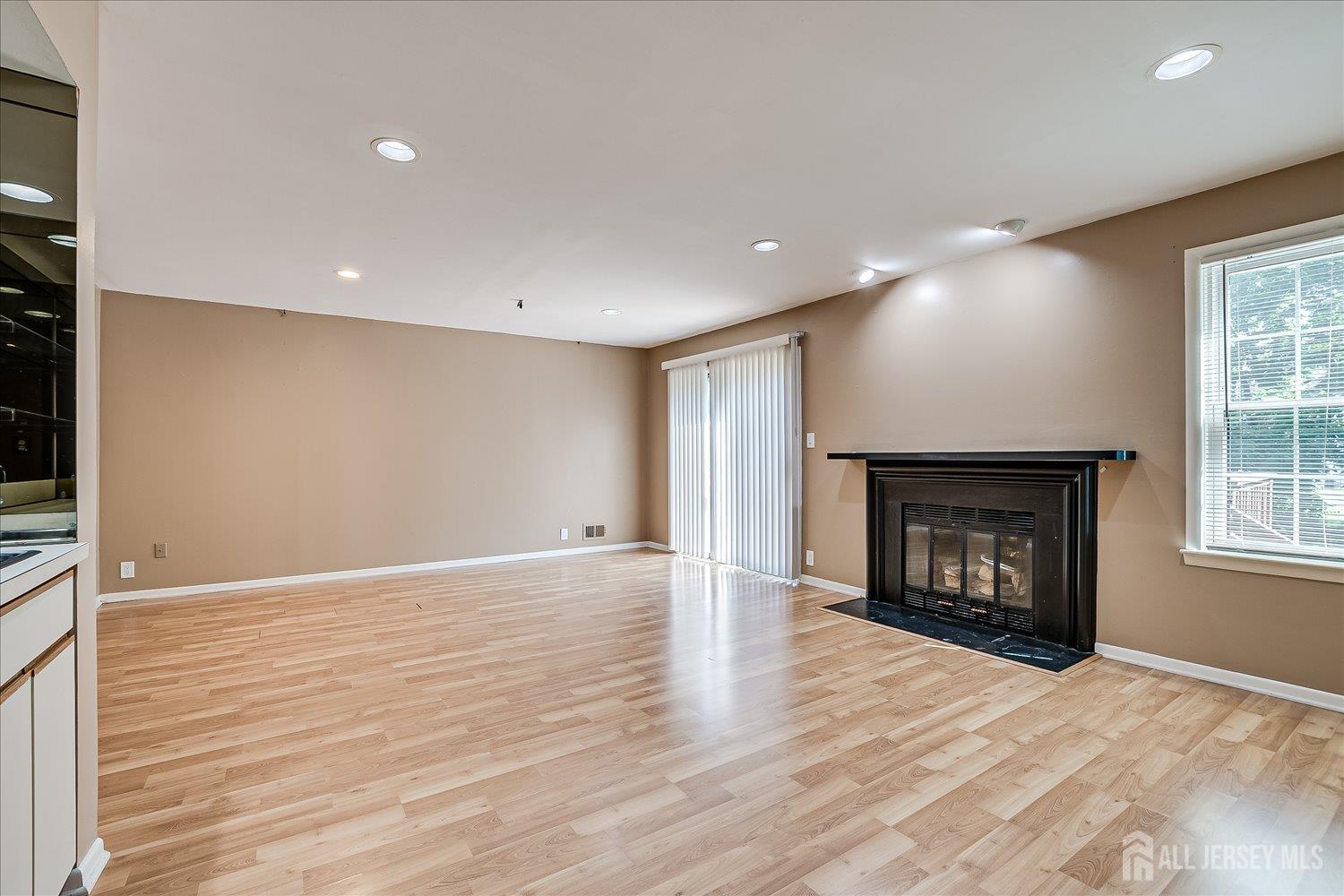 3902 Springbrook Drive Edison, NJ 08820 - Photo 25 of 45 Gallery Image 25