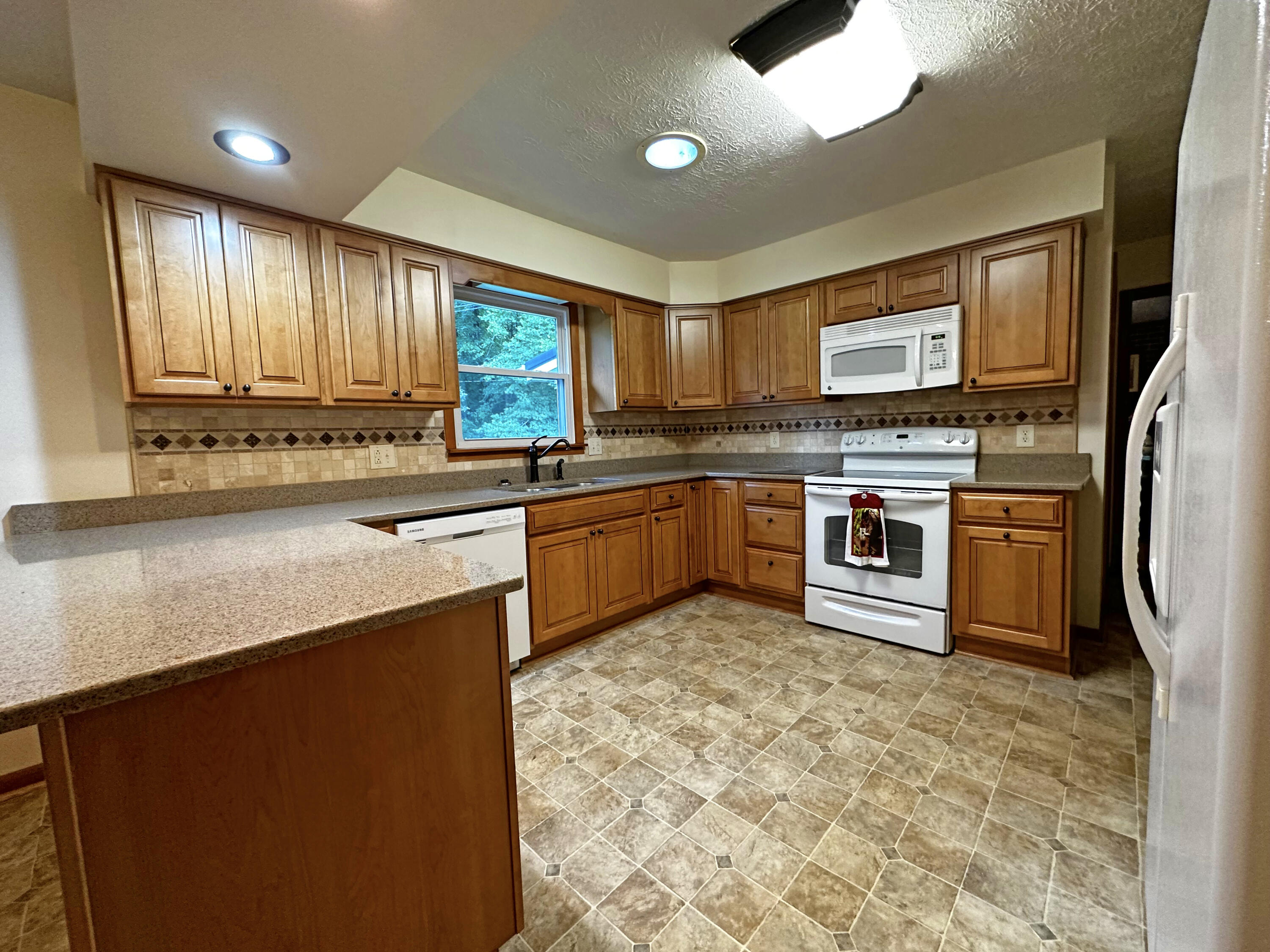 441 Boone Creek Road Stanton, KY 40380 - Photo 8 of 27 IMG_7993