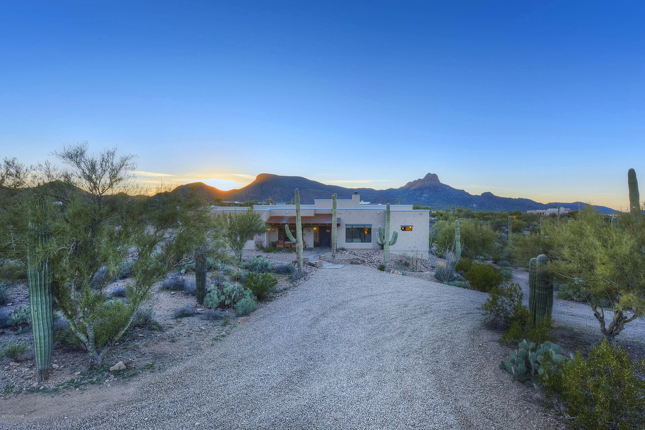 7067 West Ina Road Tucson, AZ 85743 - Photo 2 of 49 Gallery Image 2