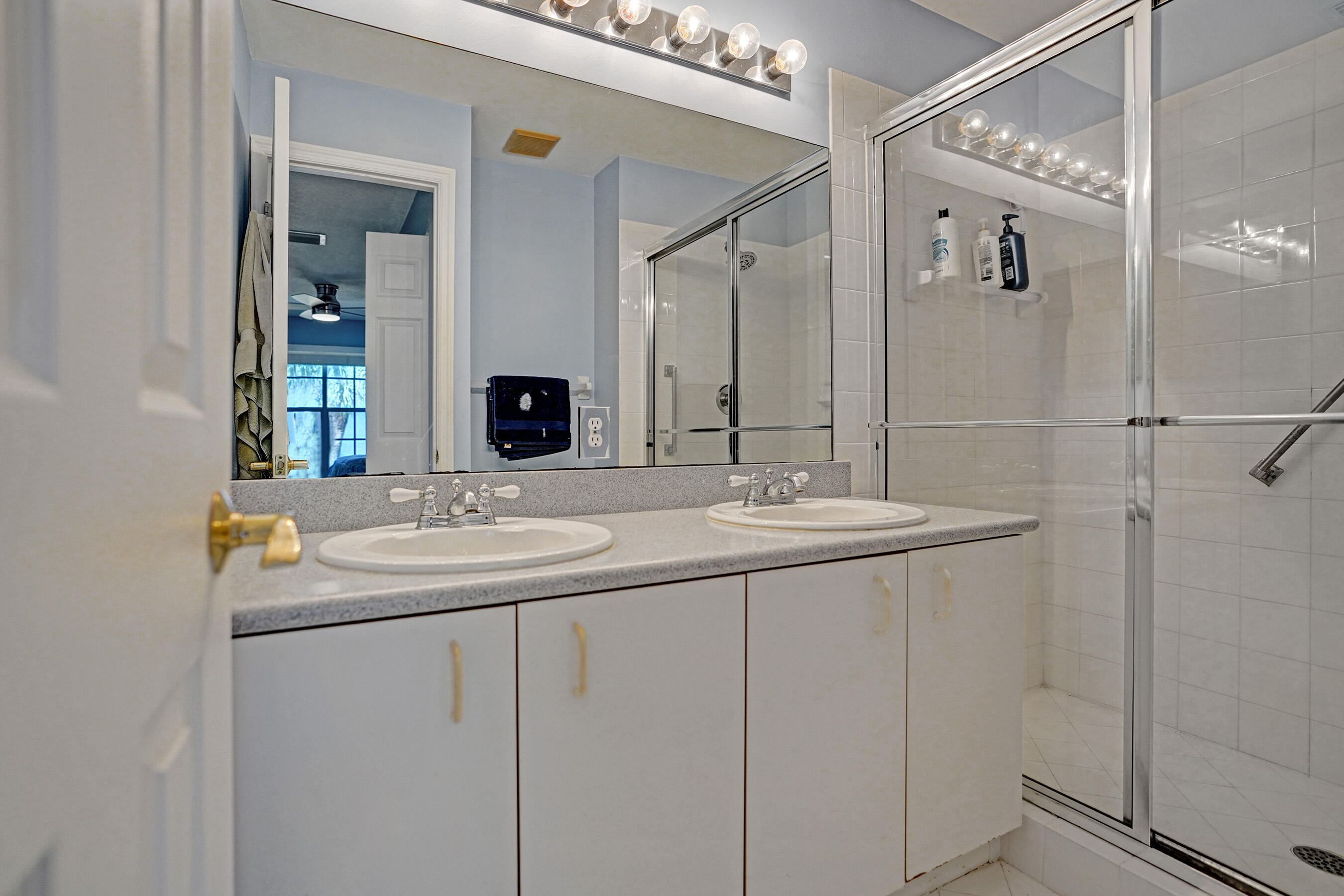1028 Jeffery Street Boca Raton, FL 33487 - Photo 37 of 85 DSC07981