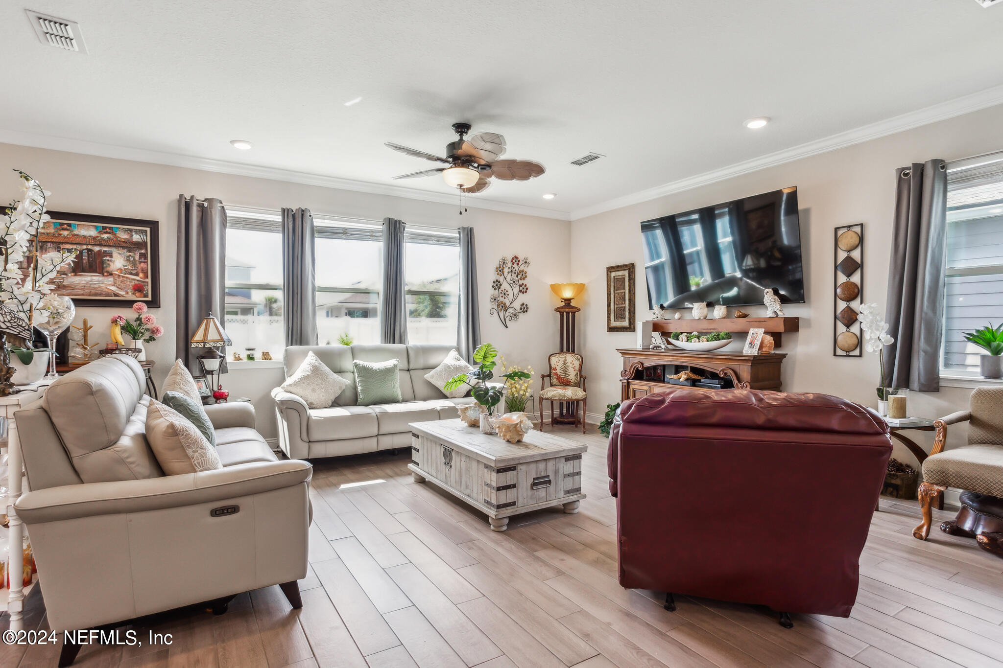 152 Creekmore Drive St. Augustine, FL 32092 - Photo 9 of 32 152_Creekmore_Dr_St_Augustine_FL_32092_U