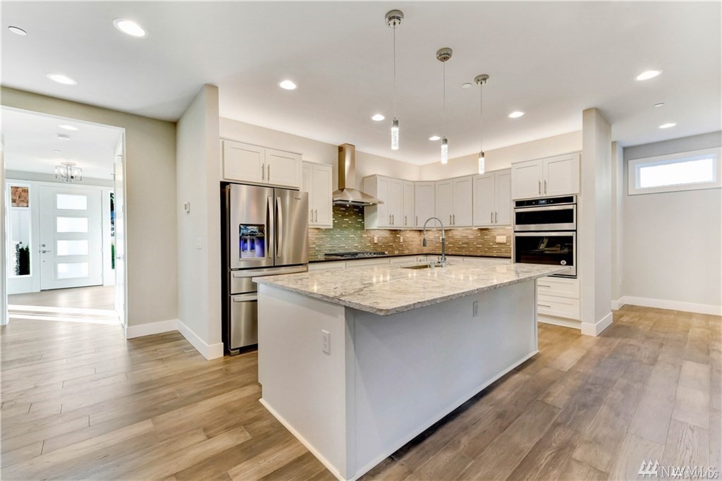 1528 231st Street Southwest Bothell, WA 98021 - Photo 12 of 25