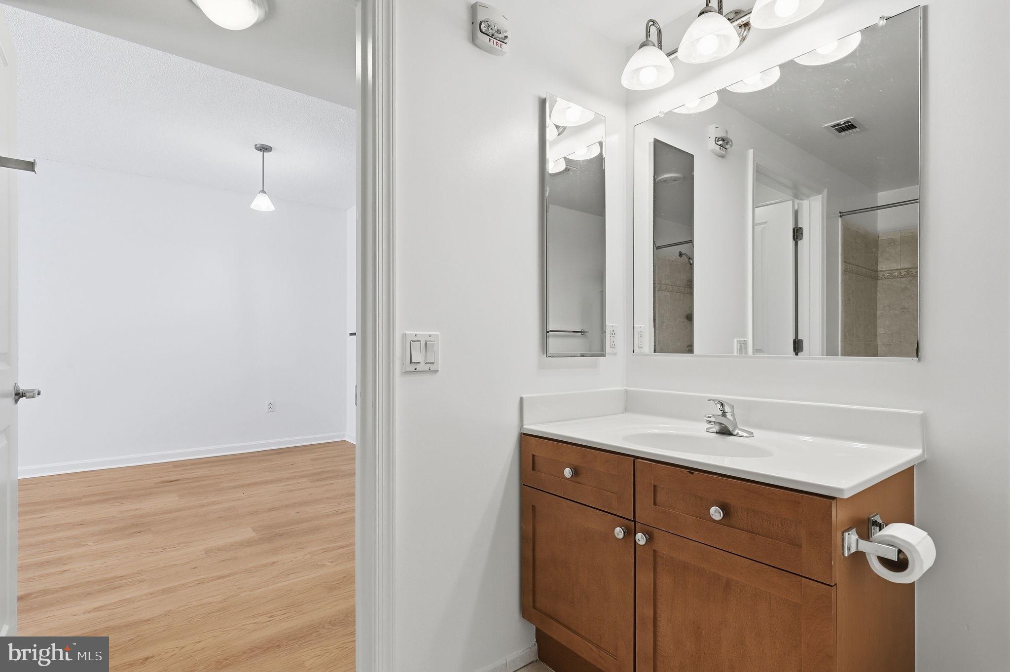 930 Wayne Avenue, Unit 201 Silver Spring, MD 20910 - Photo 14 of 31