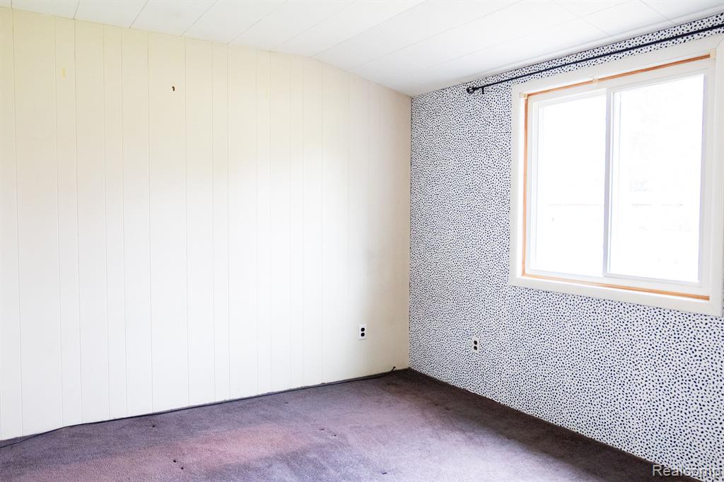 1772 Scheifle Road Walled Lake, MI 48390 - Photo 8 of 17 Gallery Image 8