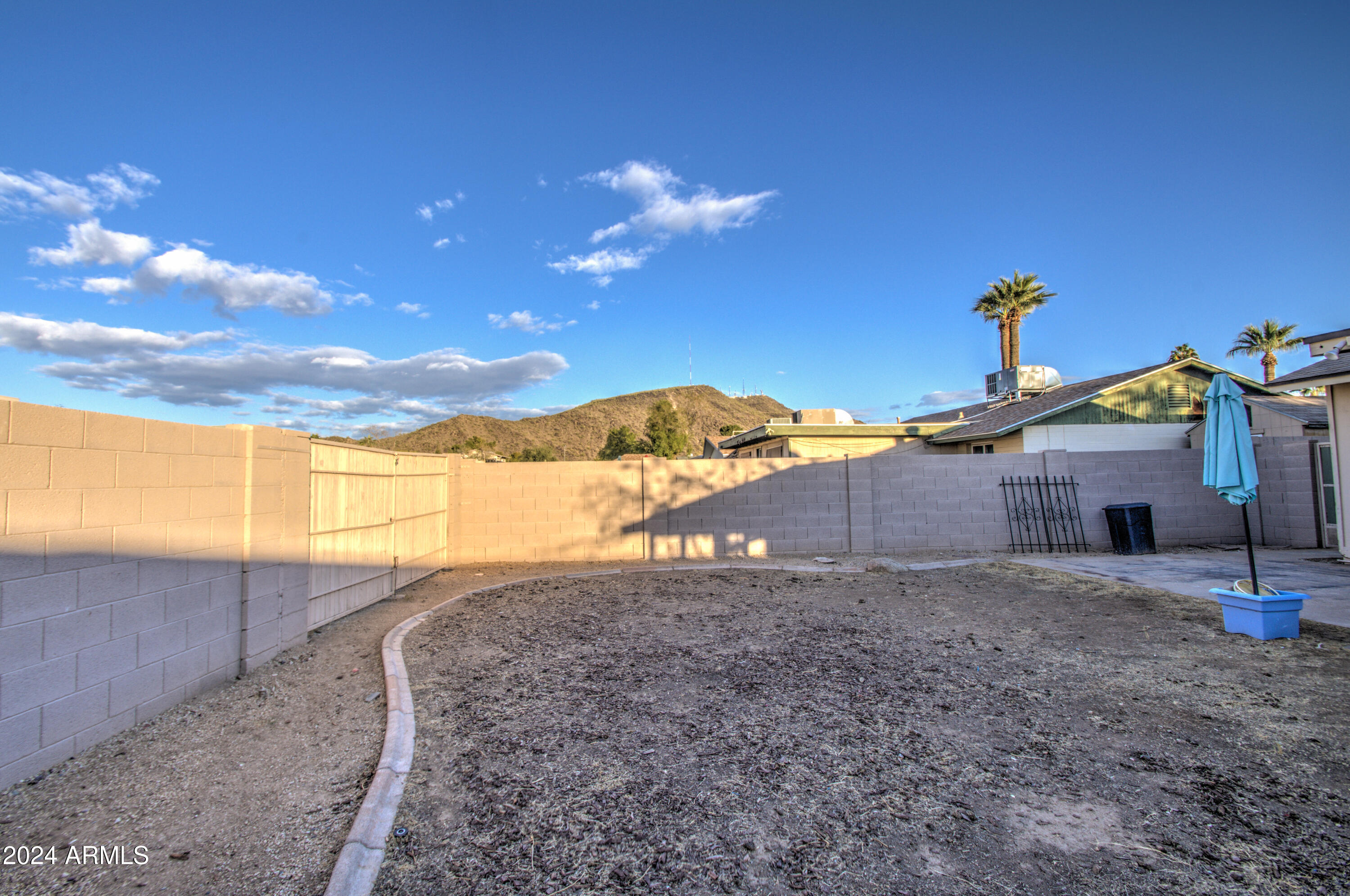 2236 West Wethersfield Road Phoenix, AZ 85029 - Photo 29 of 32 Rear 5