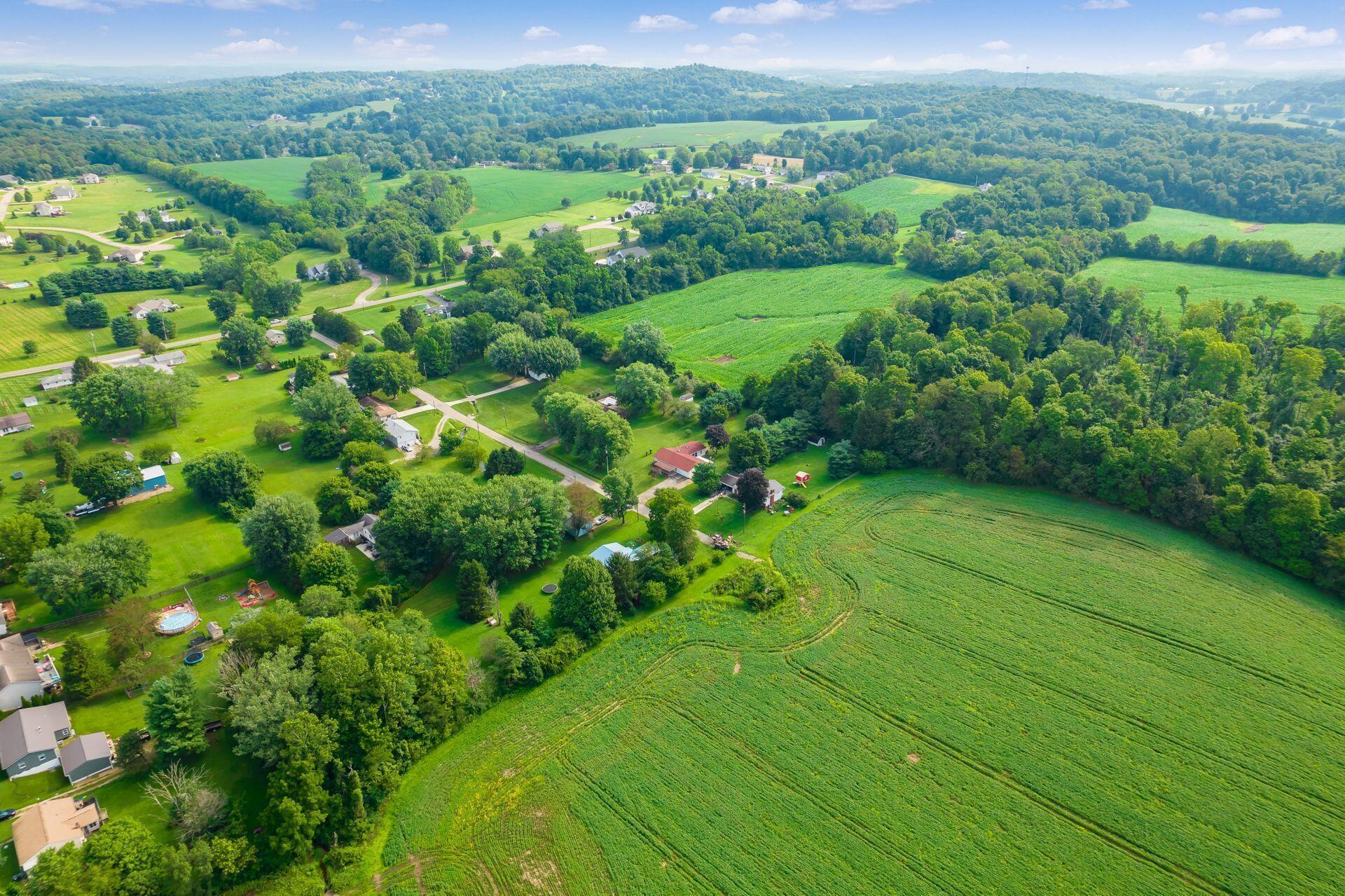 161 Crestline Road Southeast Newark, OH 43056 - Photo 61 of 78 065_ - 161 Crestline DRONE127