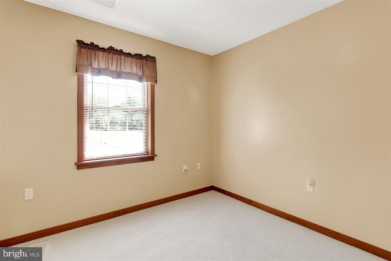 5280 West Canal Road Dover, PA 17315 - Photo 17 of 36 Gallery Image 17