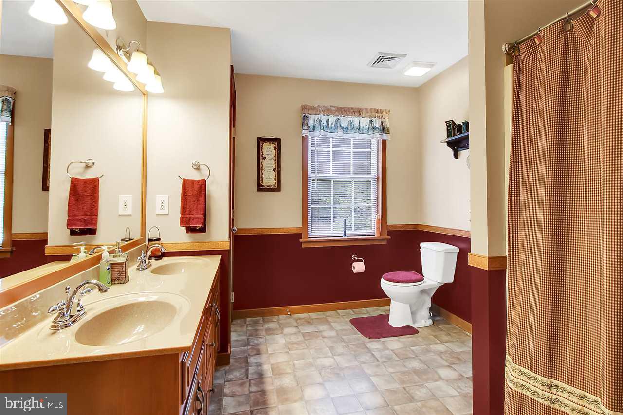 5280 West Canal Road Dover, PA 17315 - Photo 18 of 36 Gallery Image 18