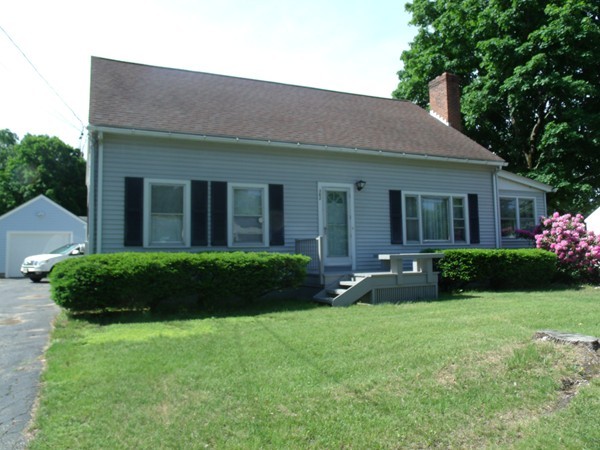 362 Palmer Road Ware, MA 01082 - Photo 3 of 30