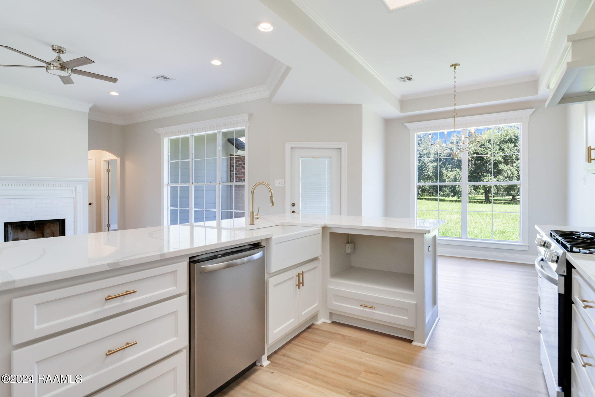 217 Longpointe Road Youngsville, LA 70592 - Photo 8 of 24 9-web-or-mls-217 Longpointe Rd-9