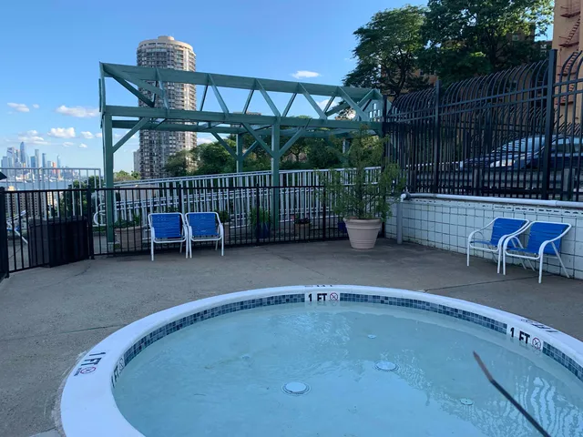 $2,400 | 8500 Boulevard East, Unit 3A, North Bergen, NJ 07047