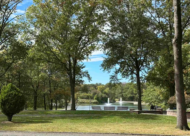 $2,400 | 8500 Boulevard East, Unit 3A, North Bergen, NJ 07047