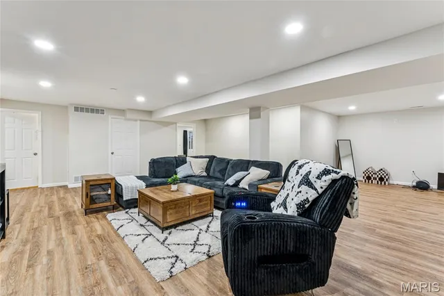 $424,900 | 135 Prairie Vista Court, St. Charles, MO 63301