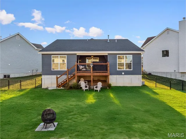 $424,900 | 135 Prairie Vista Court, St. Charles, MO 63301