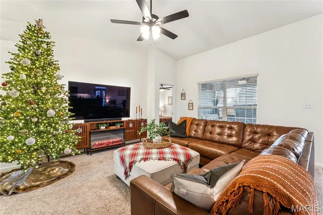 $424,900 | 135 Prairie Vista Court, St. Charles, MO 63301