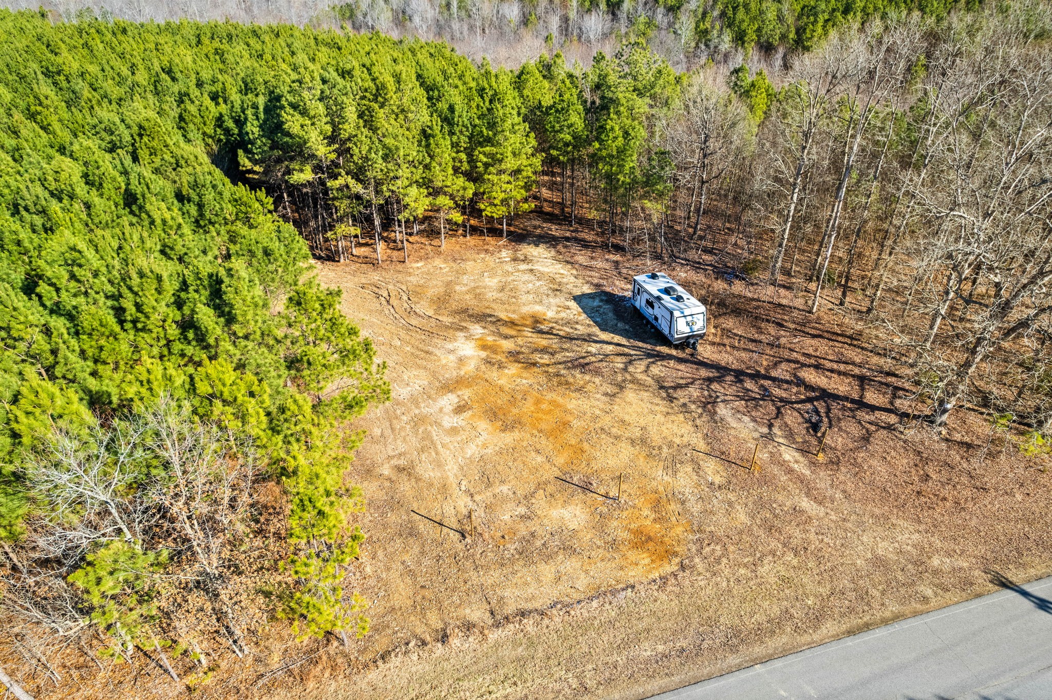 4 Walnut Grove Road Dover, TN 37058 - Photo 2 of 37 Gallery Image 2