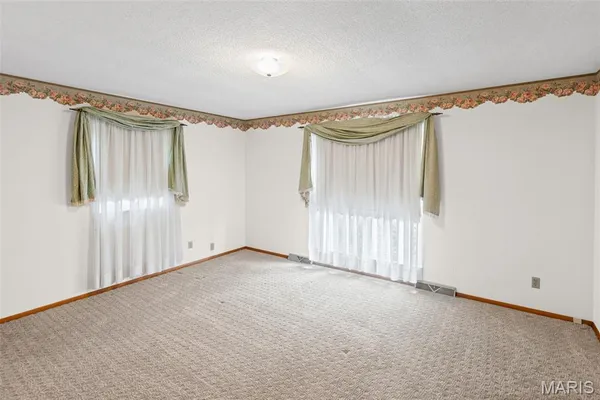 $240,000 | 10386 Ridge Road, Sparta, IL 62286
