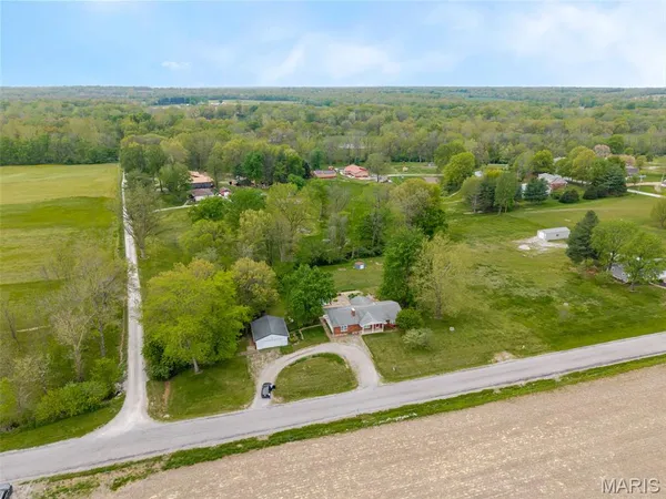 $240,000 | 10386 Ridge Road, Sparta, IL 62286