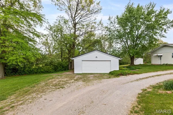 $240,000 | 10386 Ridge Road, Sparta, IL 62286