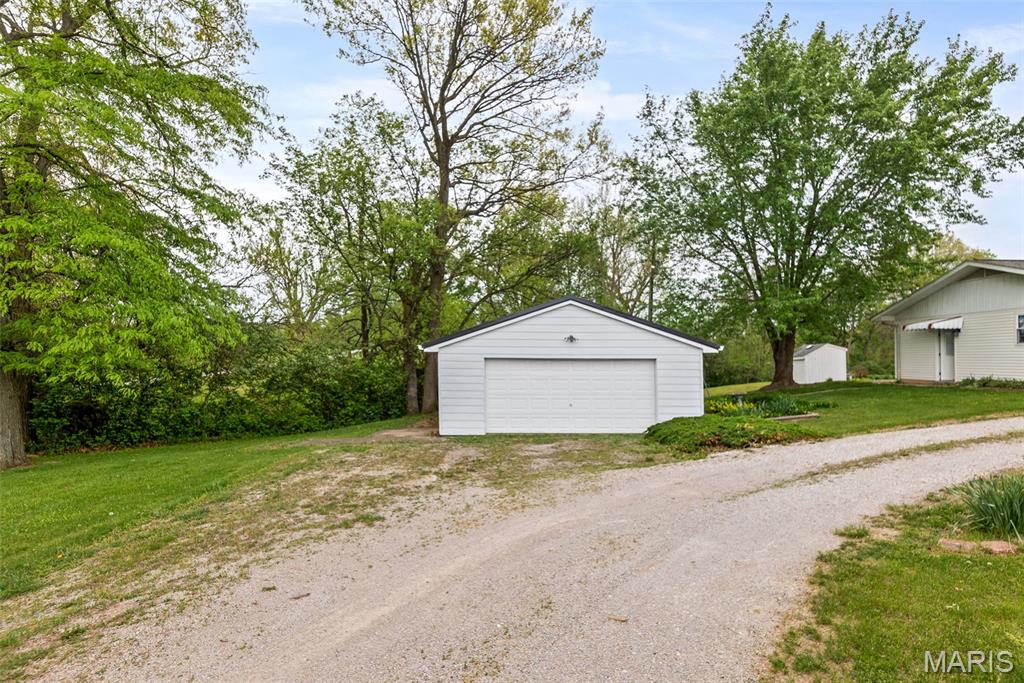 10386 Ridge Road Sparta, IL 62286 - Photo 4 of 39