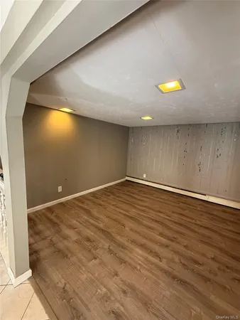 $2,850 | 60 Wheatfield Lane, Commack, NY 11725