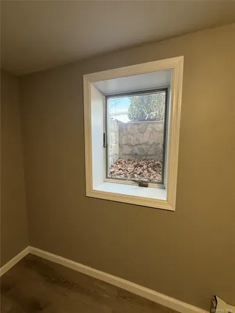 $2,850 | 60 Wheatfield Lane, Commack, NY 11725