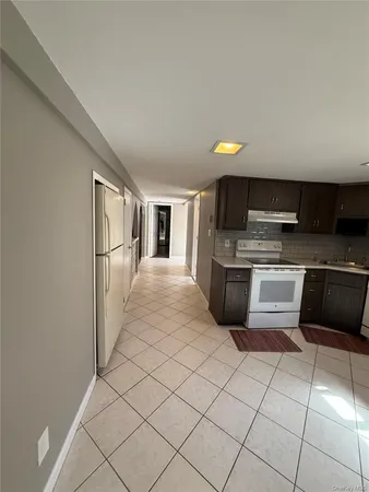 $2,850 | 60 Wheatfield Lane, Commack, NY 11725