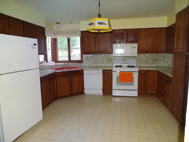 $298,500 | N409 County Rd D, Eau Galle, WI 54737