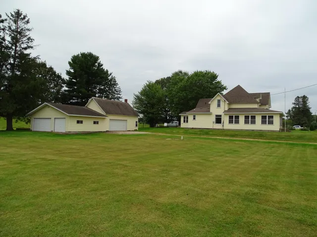 $298,500 | N409 County Rd D, Eau Galle, WI 54737