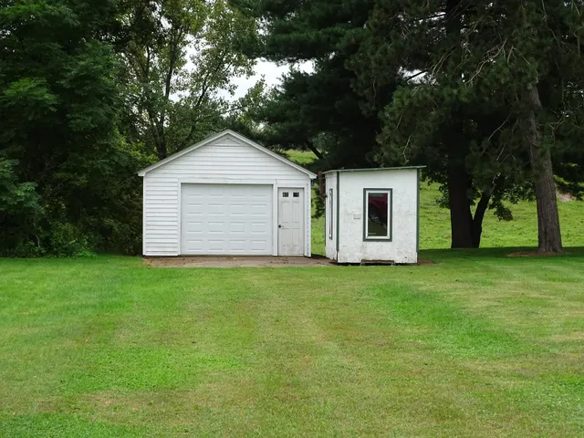 $298,500 | N409 County Rd D, Eau Galle, WI 54737