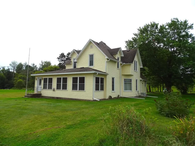 $298,500 | N409 County Rd D, Eau Galle, WI 54737