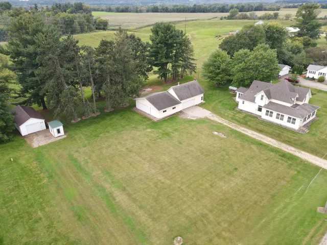 $298,500 | N409 County Rd D, Eau Galle, WI 54737