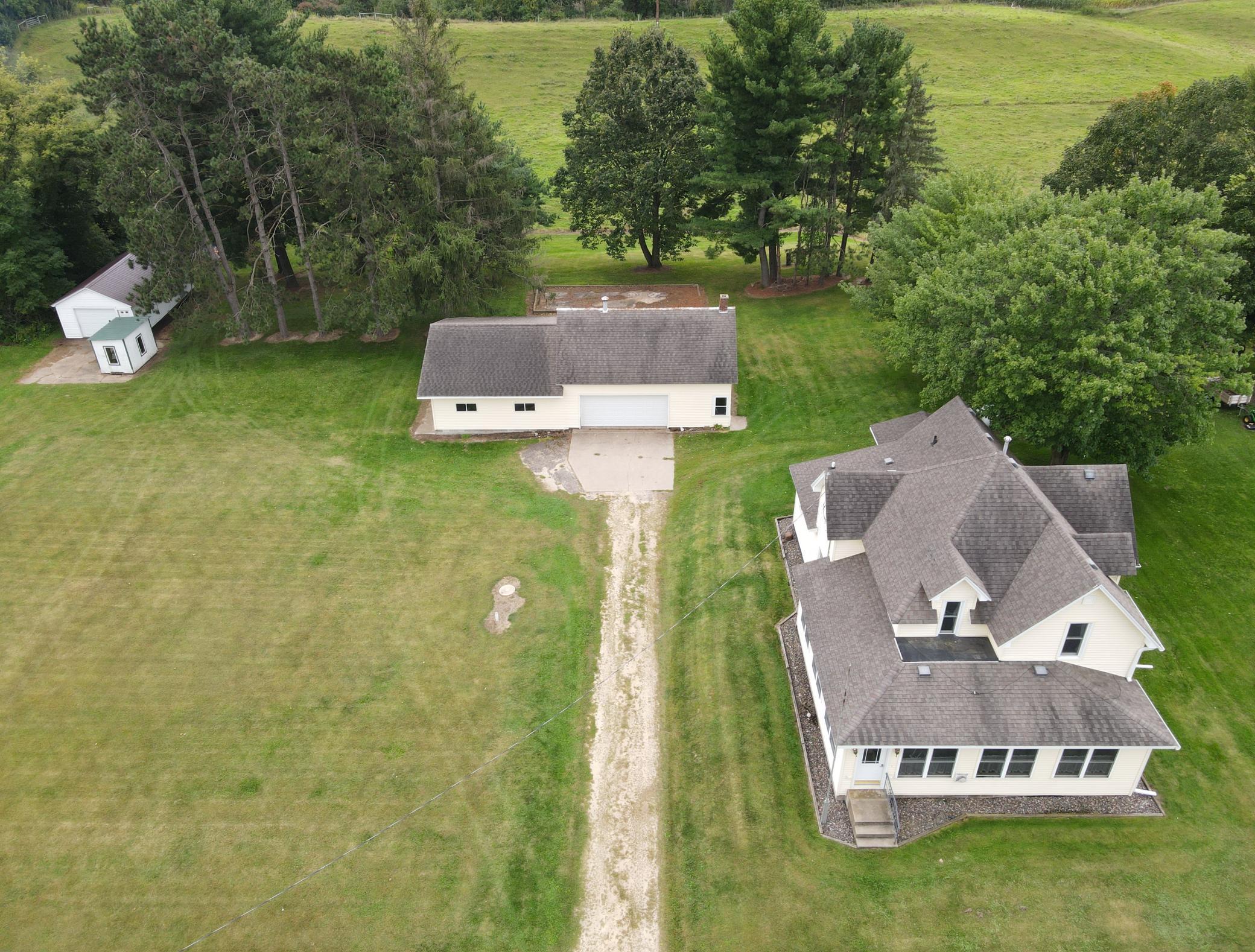 N409 County Rd D Eau Galle, WI 54737 - Photo 10 of 42